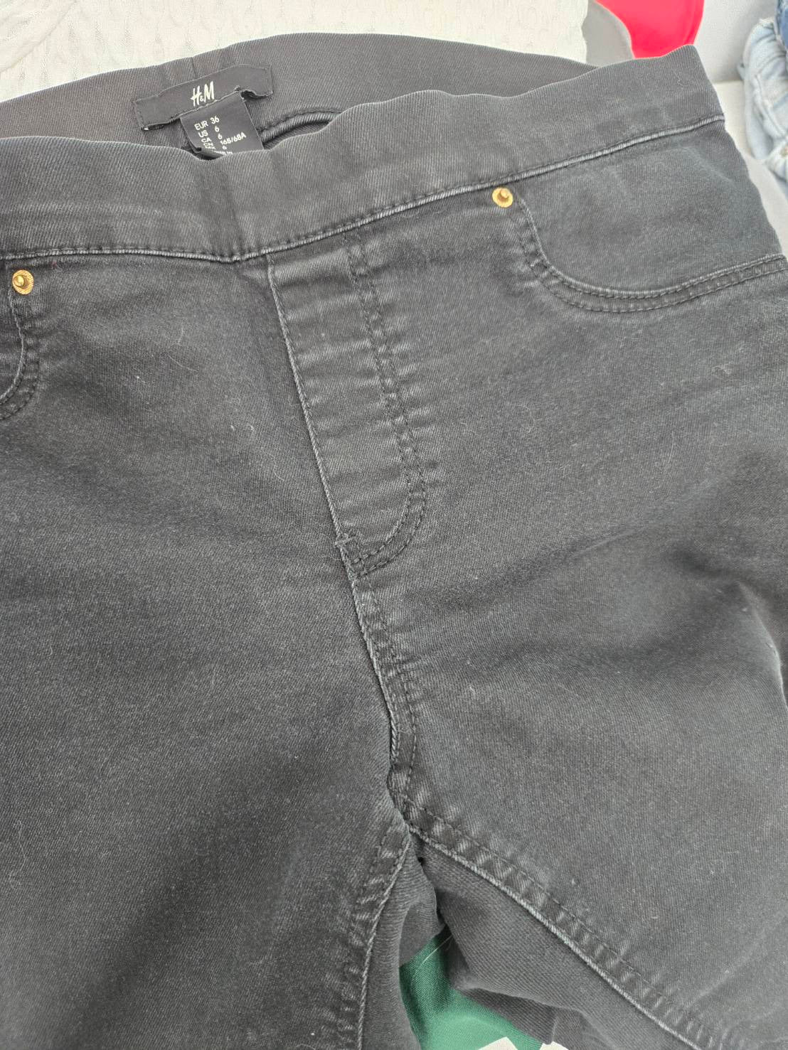 H&M Black Pull-On Skinny Jeans EUR 36