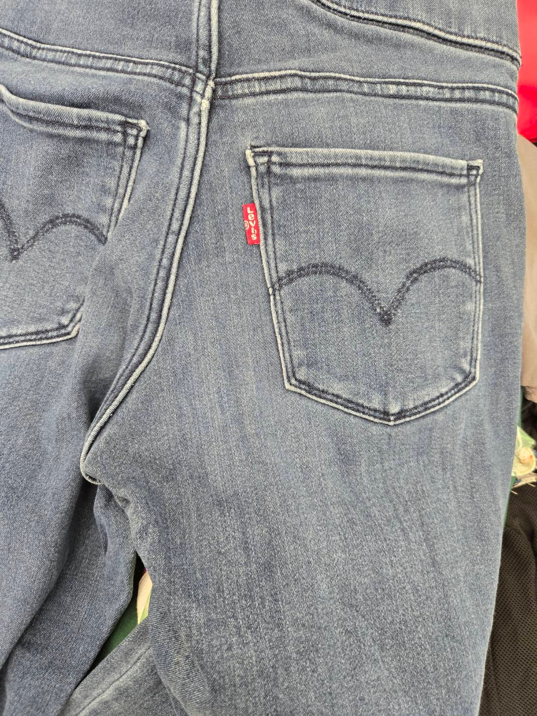 Levi's Dark Wash Shaping Legging Jeans Size 26
