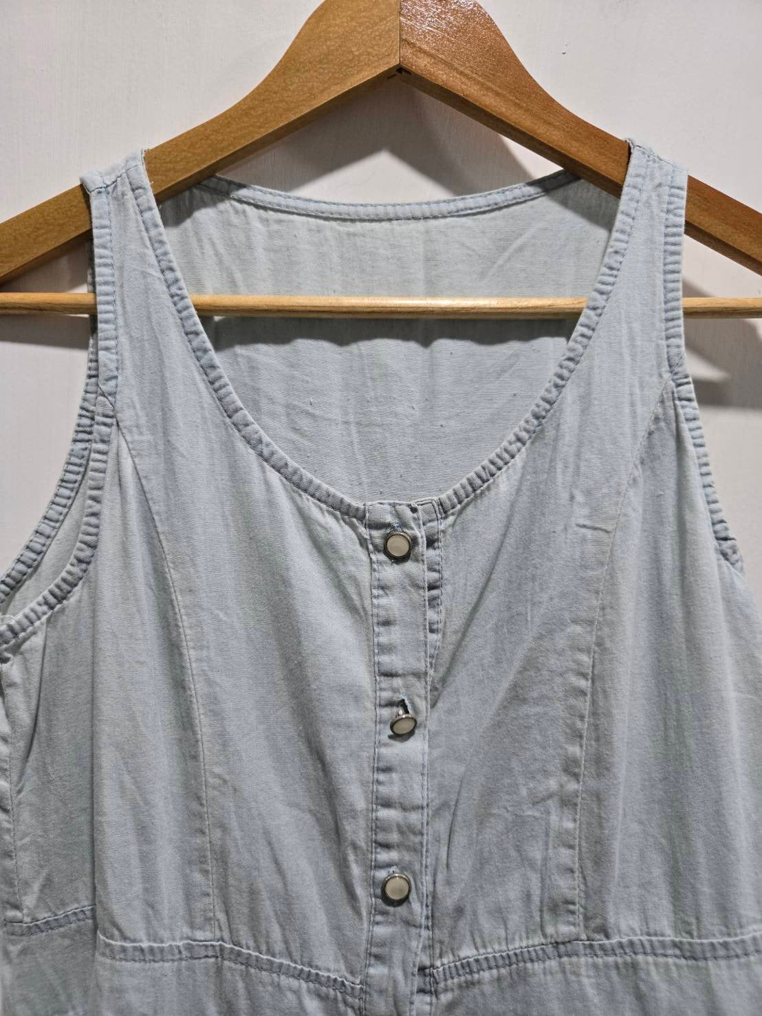 Light Blue Sleeveless Button-Up Denim Dress — Open Back — No Label