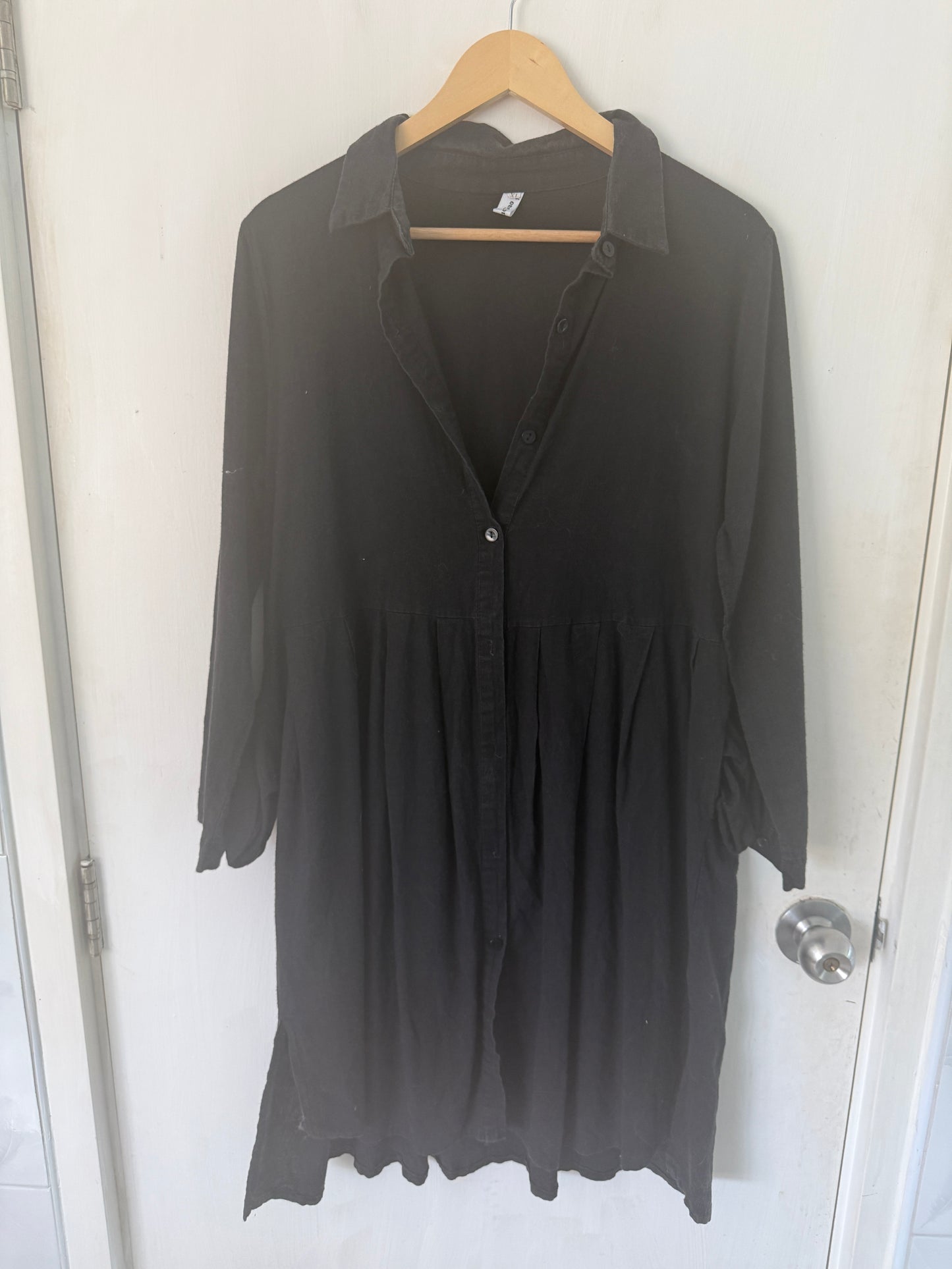 Black Gathered-Waist Shirt Dress — Button-Down Classic Silhouette — Yu Guo Guo