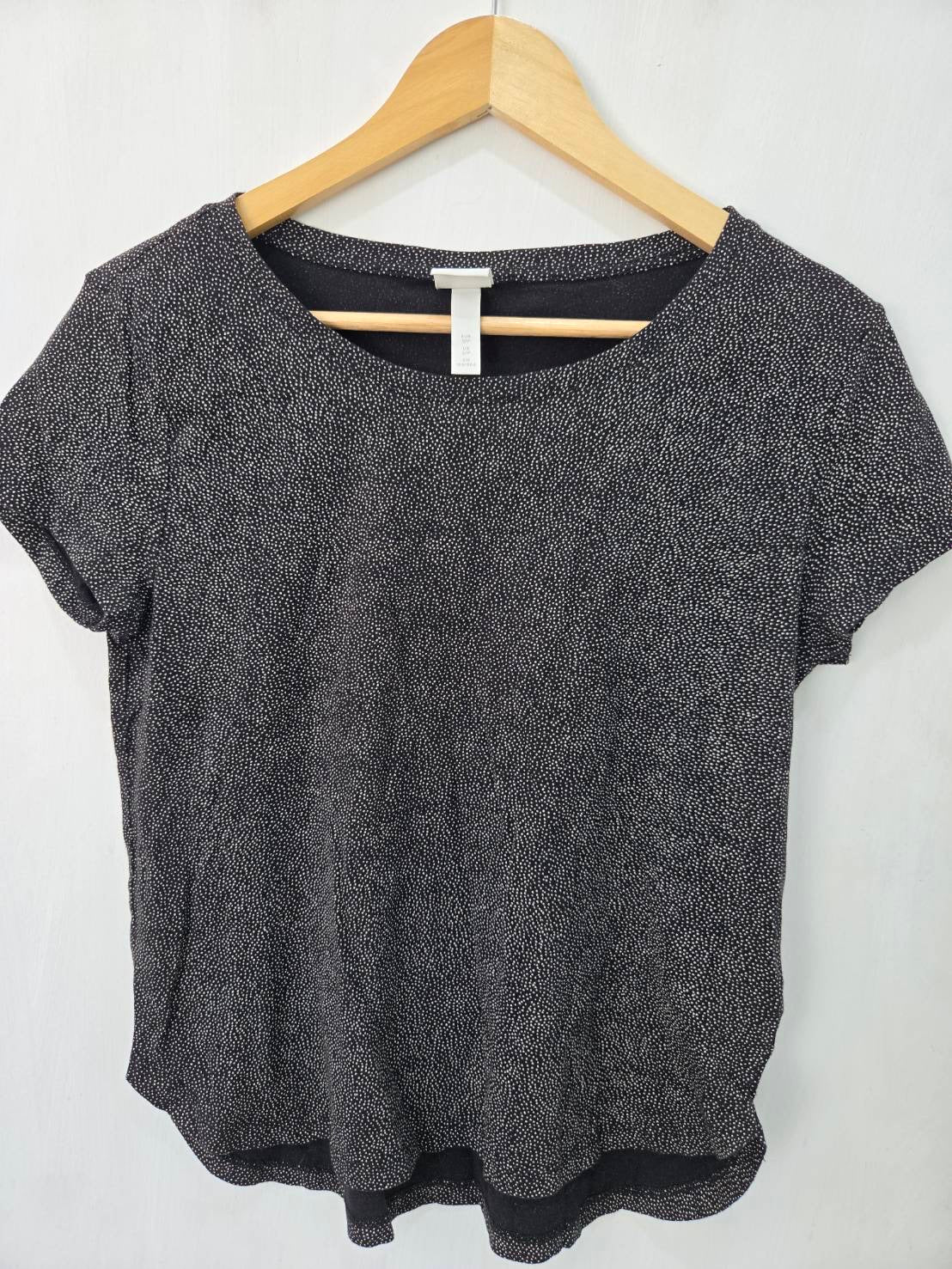 H&M Black Micro-Polka Dot Short-Sleeve Top EUR S/P