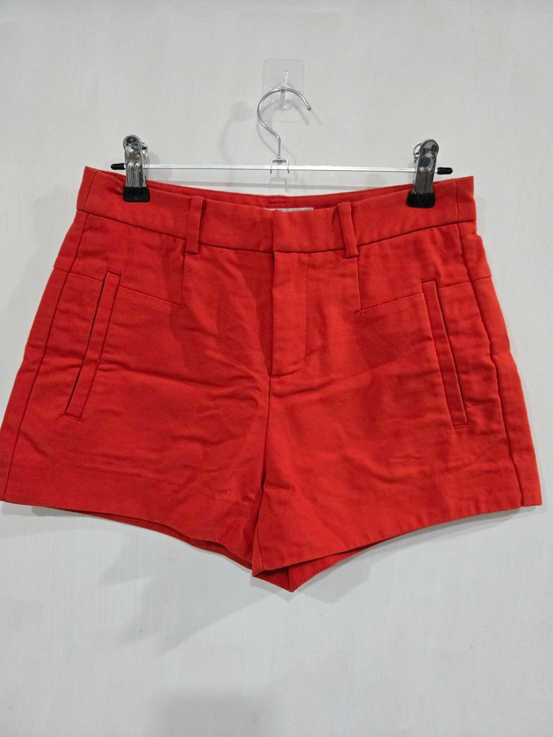 Red Linen-Blend High-Rise Shorts — Smart-Casual Summer — ME&CITY