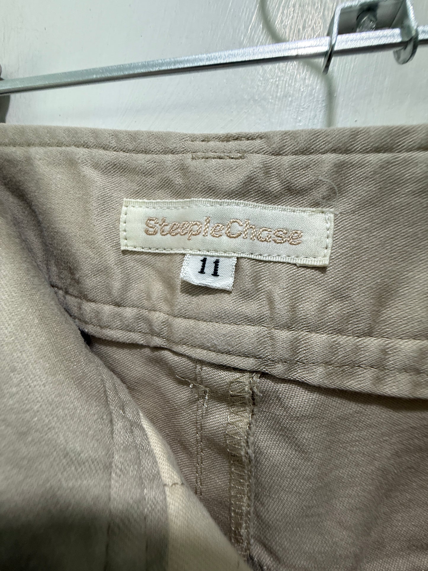 Steeple Chase Beige Cropped Pants 11