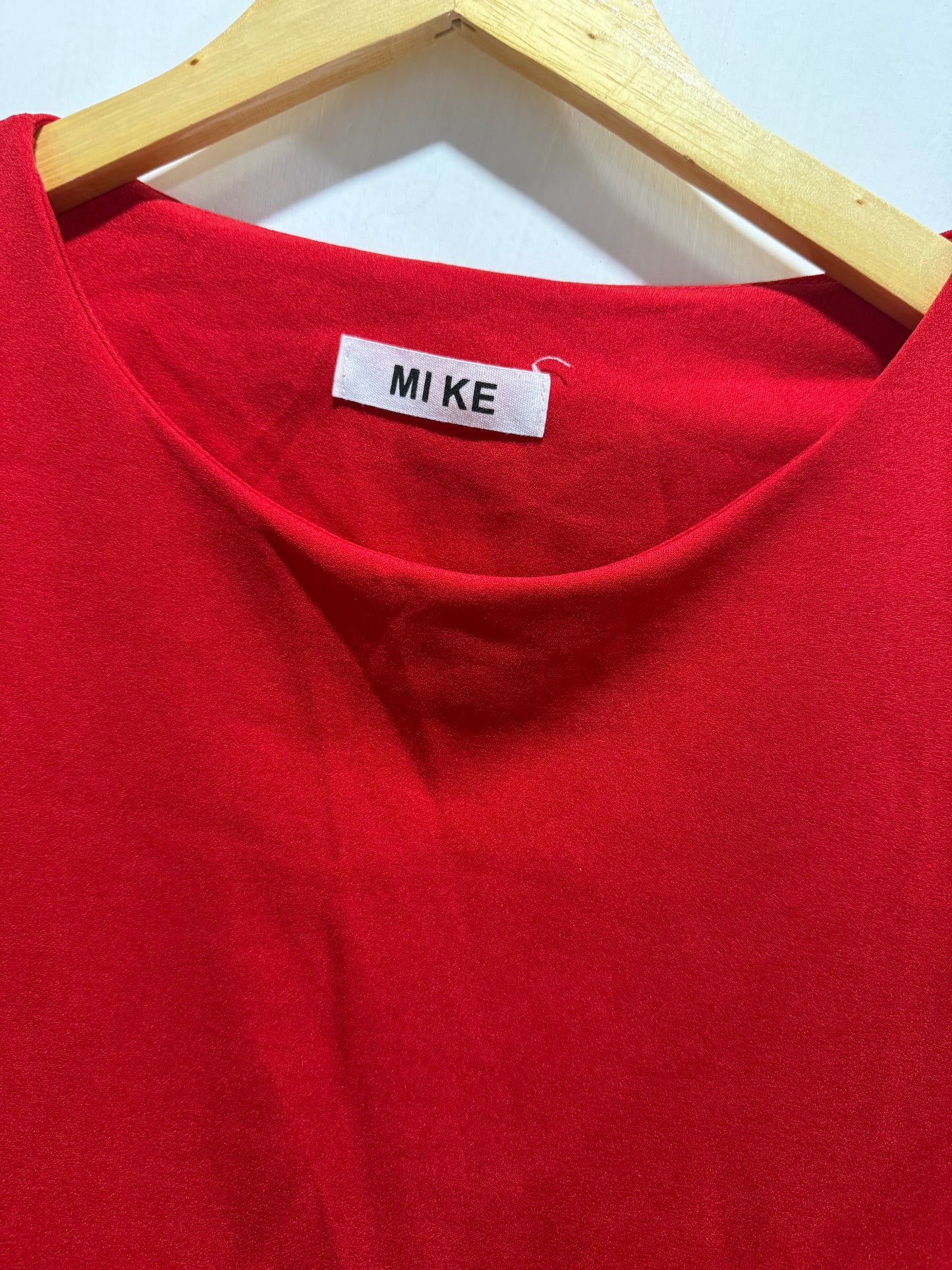 Mike Red Bow-Tie Cuff Three-Quarter Sleeve Dress M