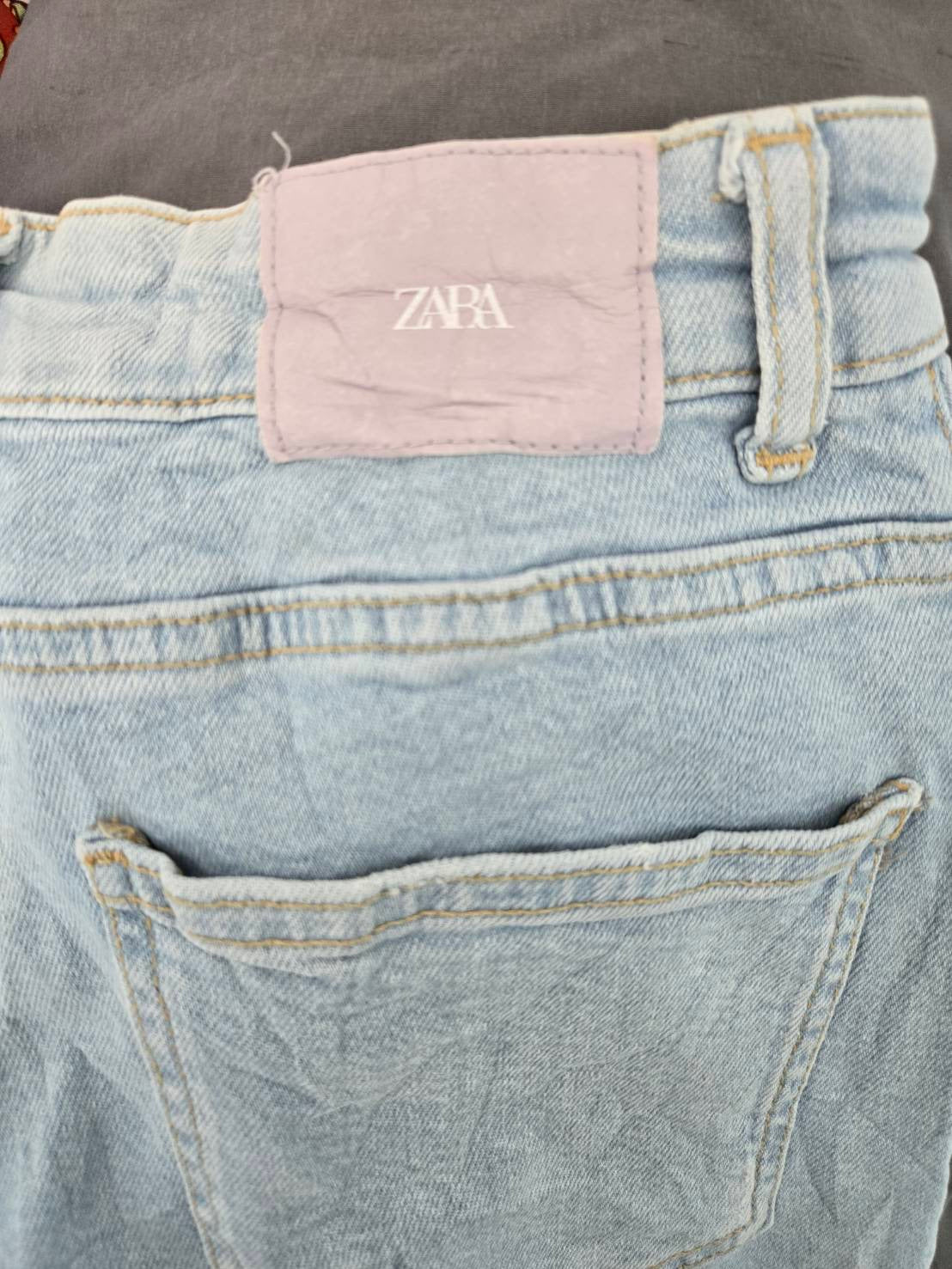 Zara Light Wash Flared Jeans EUR 40