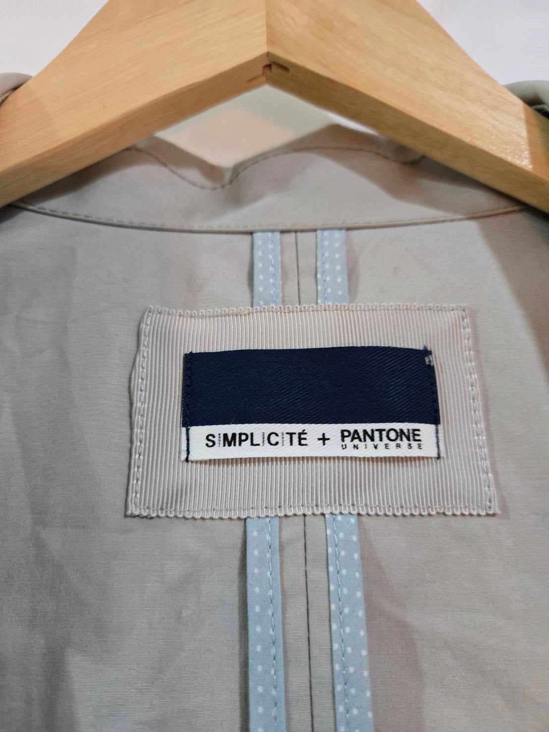 Hooded Trench Coat — Beige/Stone — Simplicité × Pantone