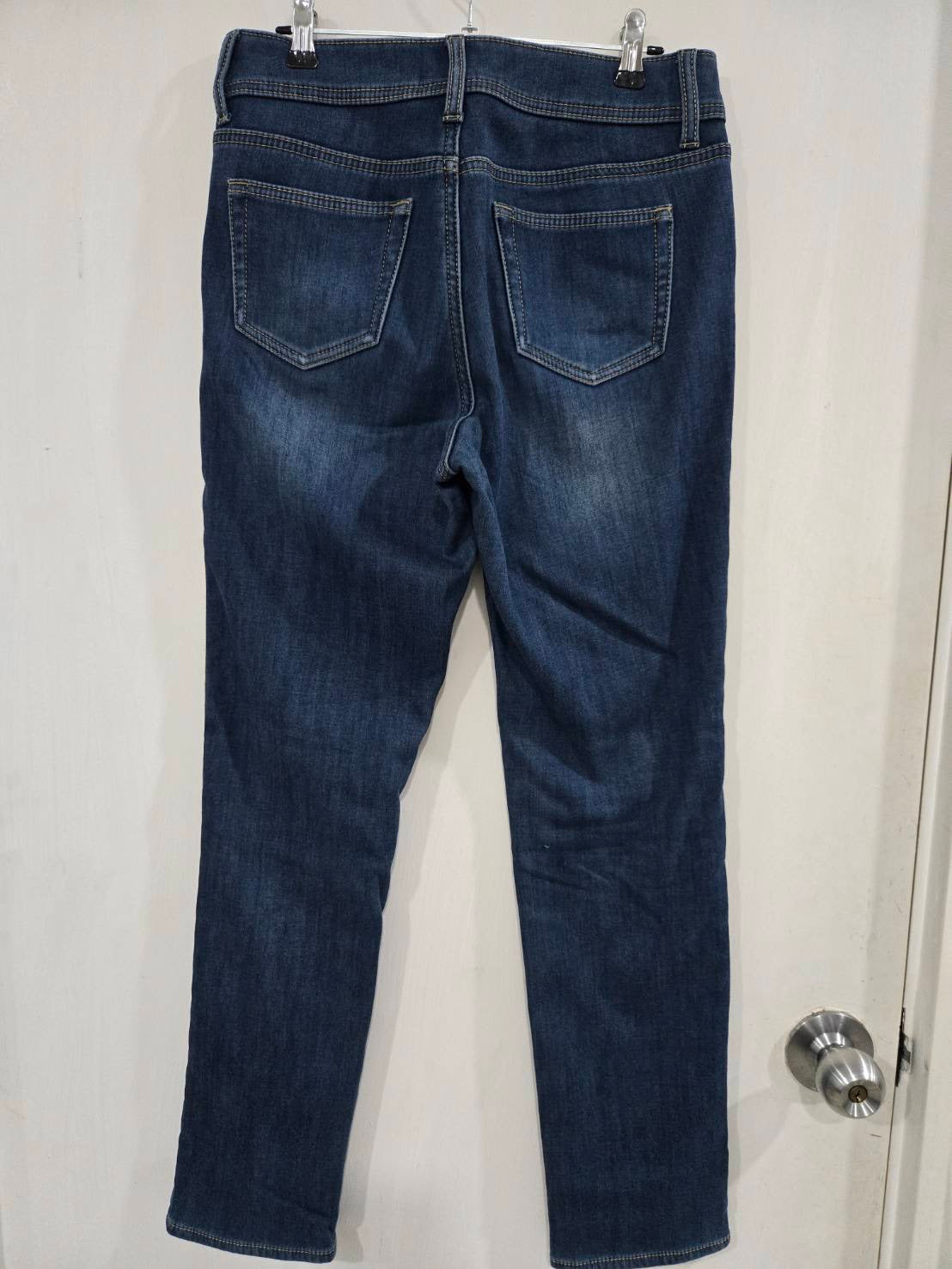 Blue Slimming Straight Jeans — Classic Five-Pocket — Closshi Premium