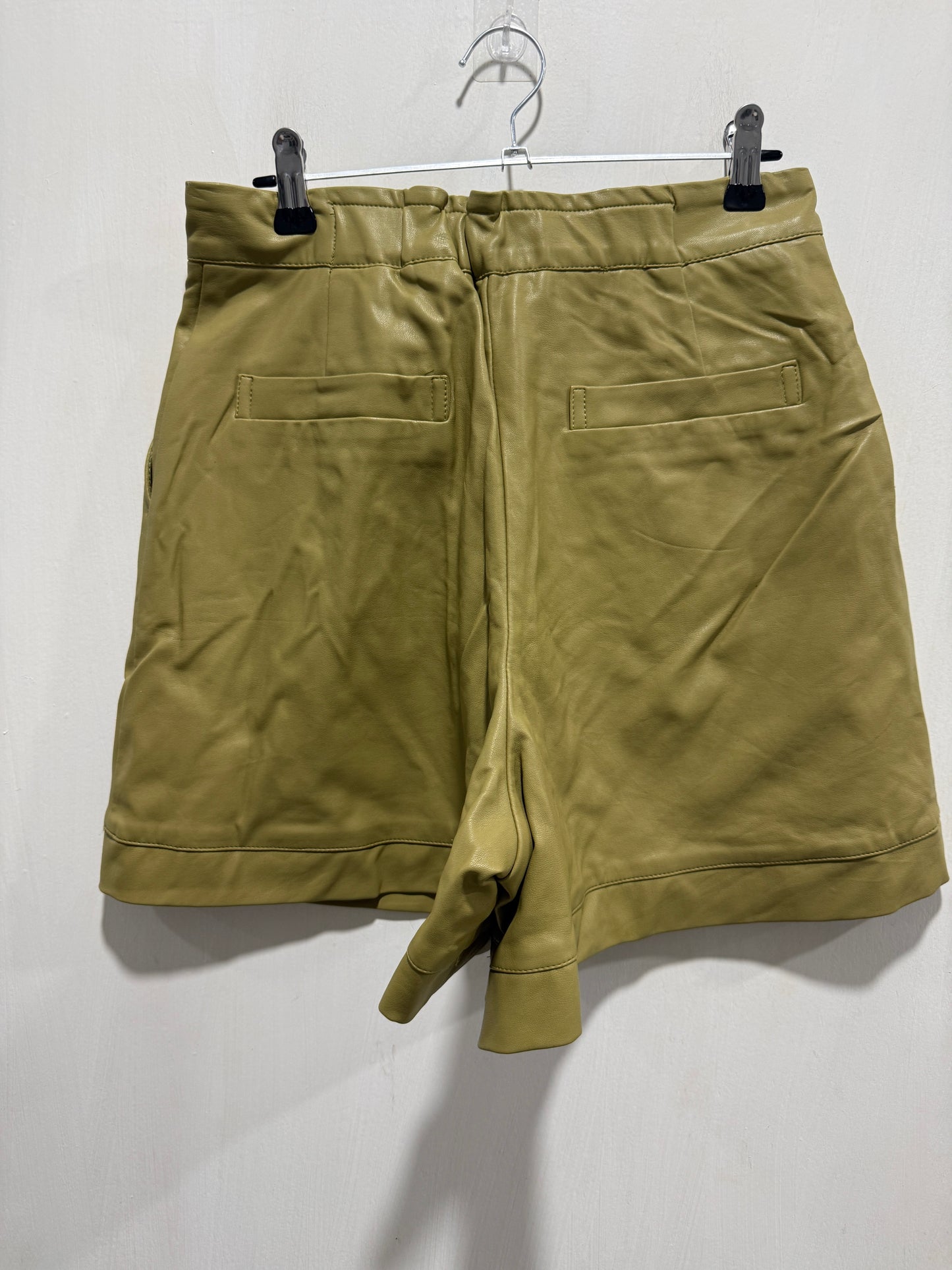 No Brand Sage Green Faux Leather Pleated Shorts M