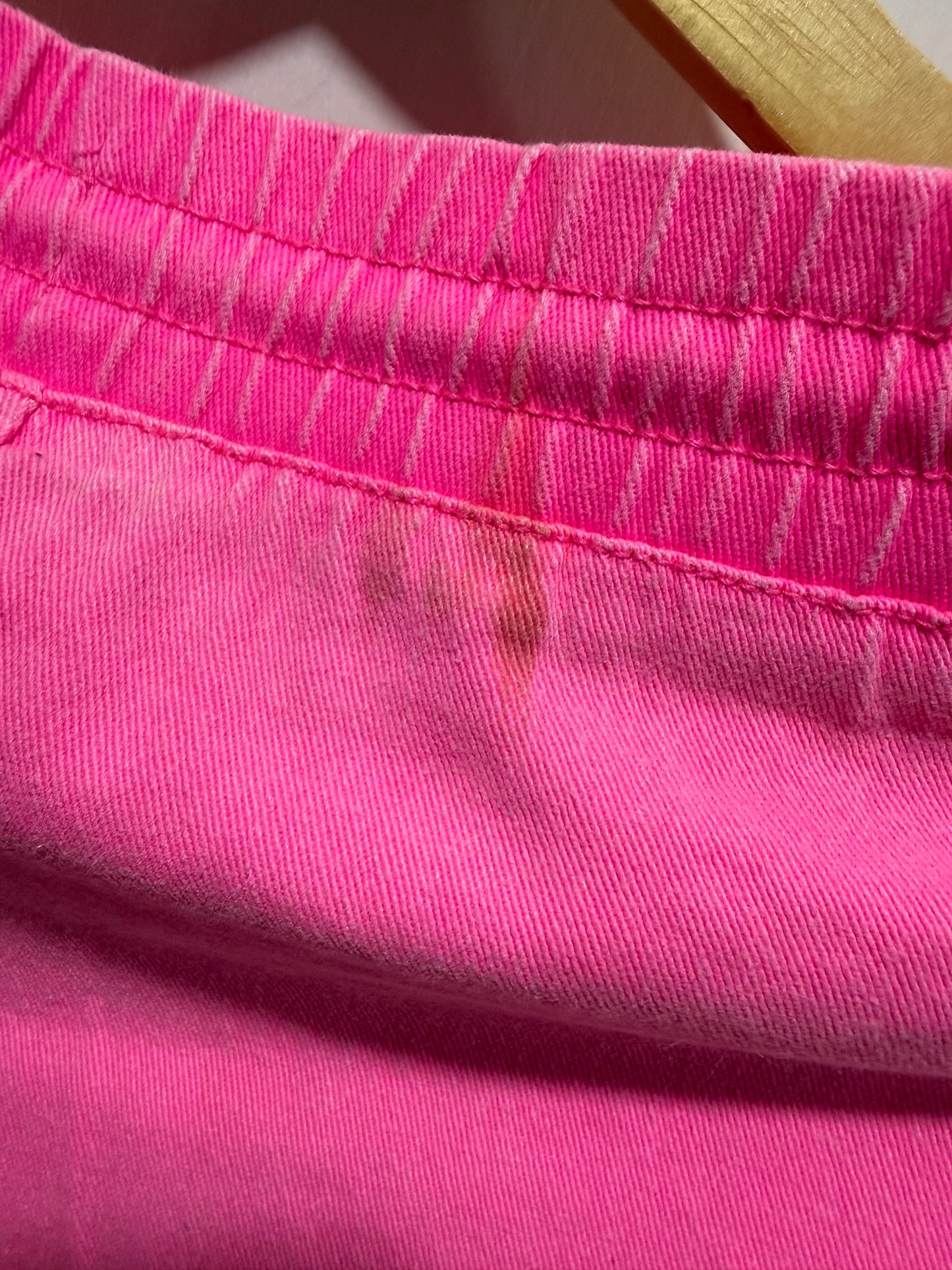 No Boundaries Bright Pink Frayed Hem Shorts S