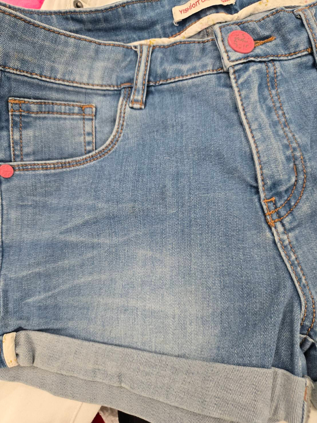 Yishion Casual Light Wash Rolled-Cuff Denim Shorts Size 26