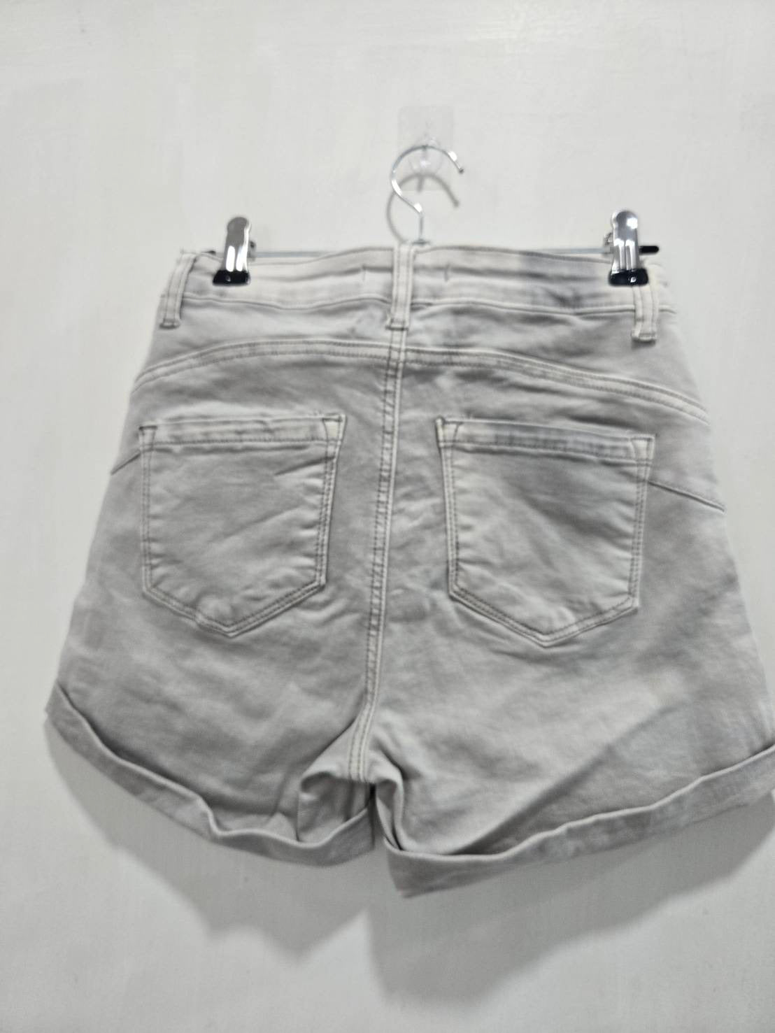 Vivid Grey Rolled-Cuff Denim Shorts Size 36