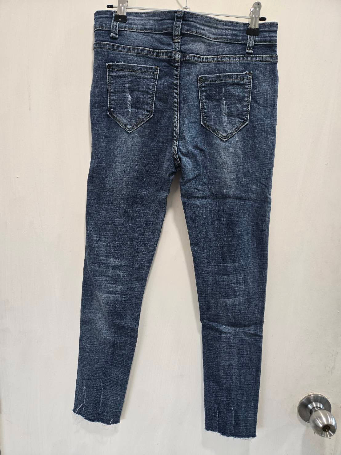 Jean's Dark Blue Distressed Skinny Jeans Size 31