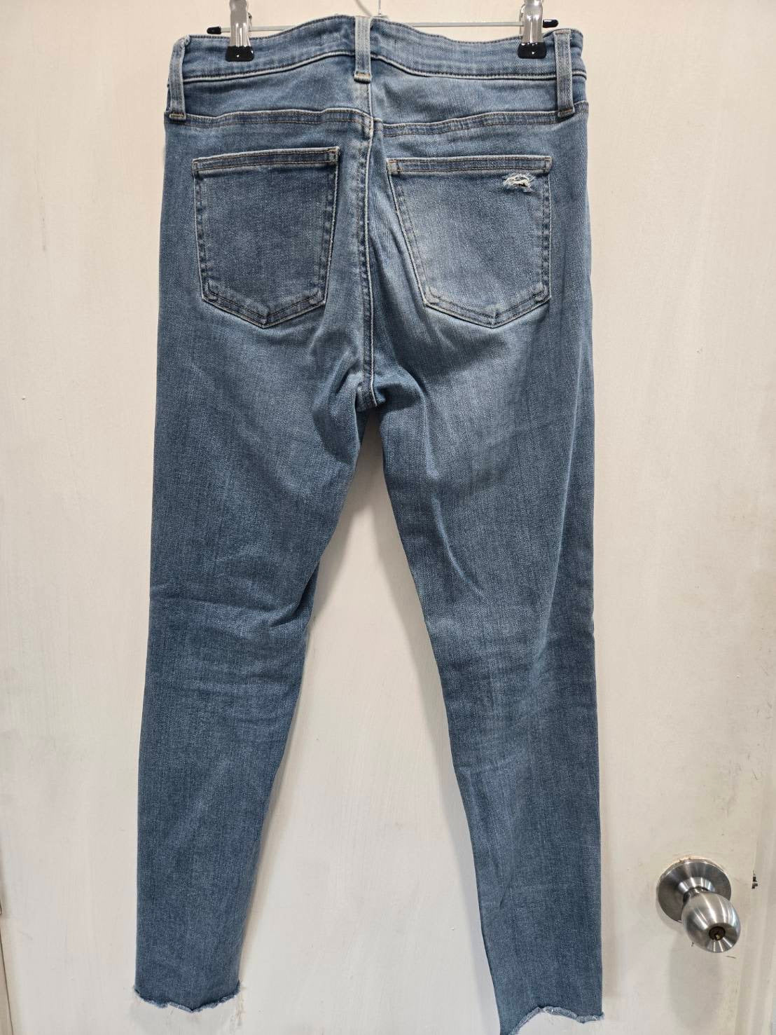 Uniqlo Medium-Wash Distressed Skinny Jeans Size 25