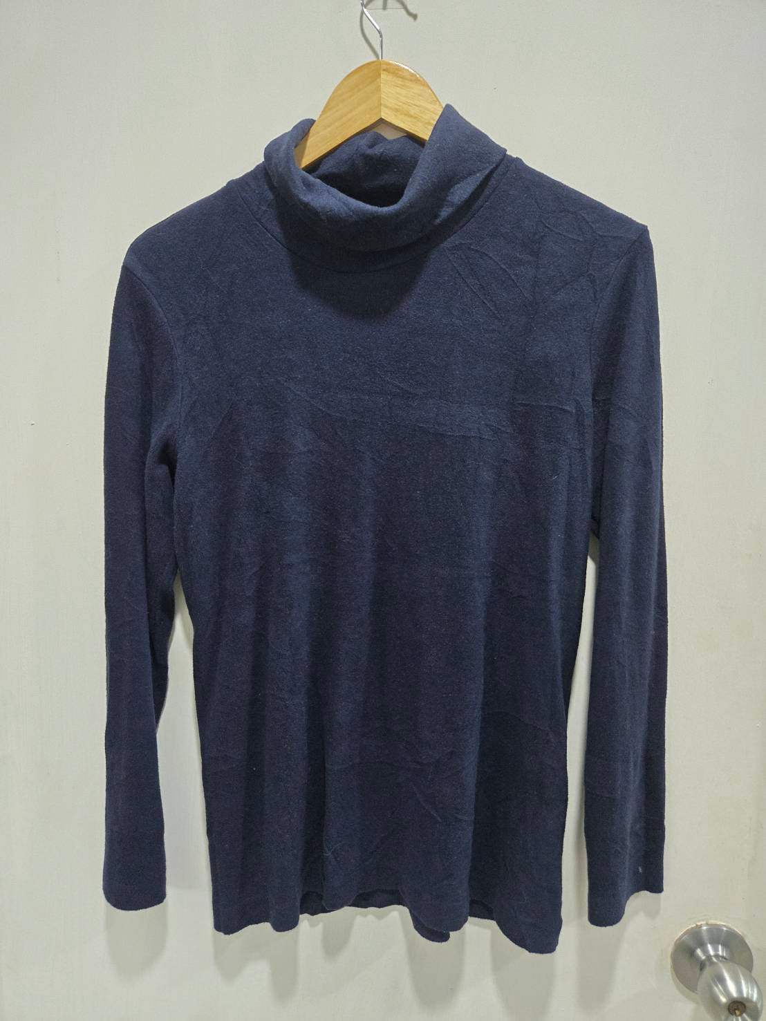 UNIQLO Navy Blue Merino Wool Turtleneck Tee