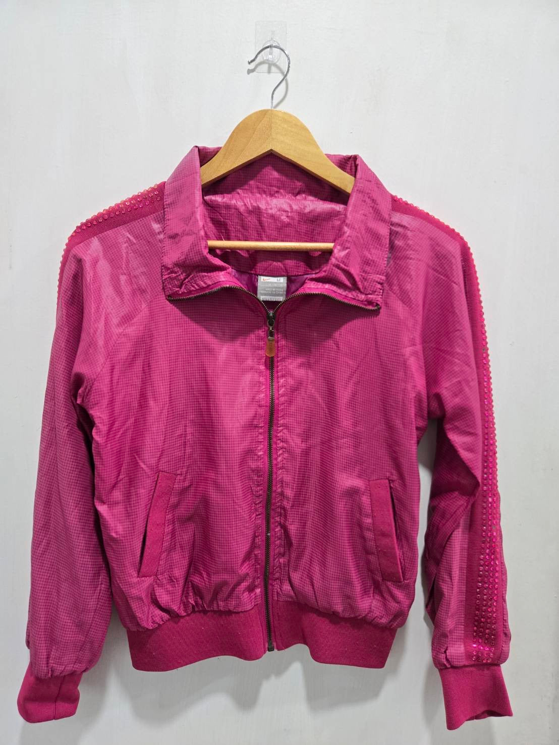 Nike Fuchsia Pink Essential Running Jacket