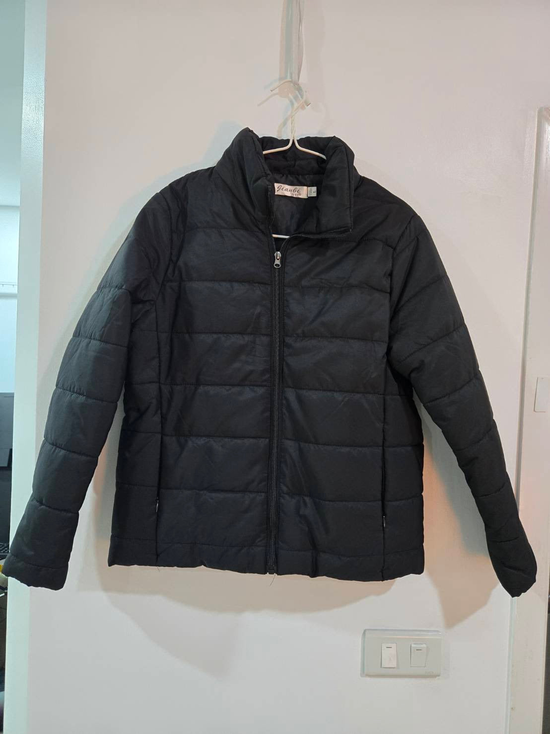 Black Quilted Puffer Jacket — Jianbi
