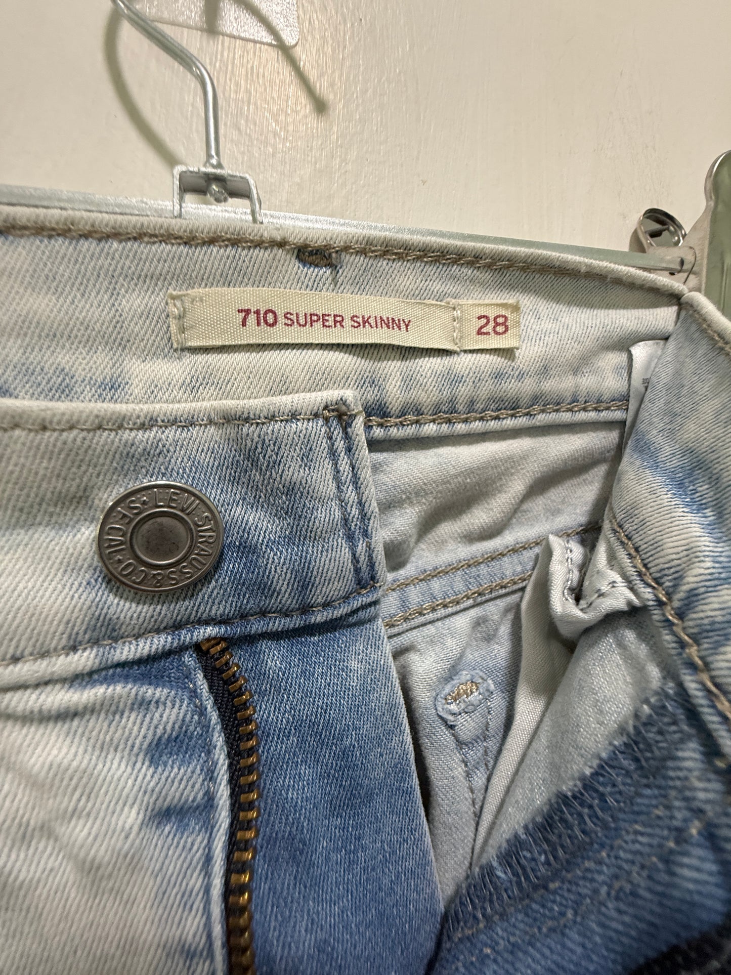 Levi's 710 Super Skinny Light Grey Jeans 28