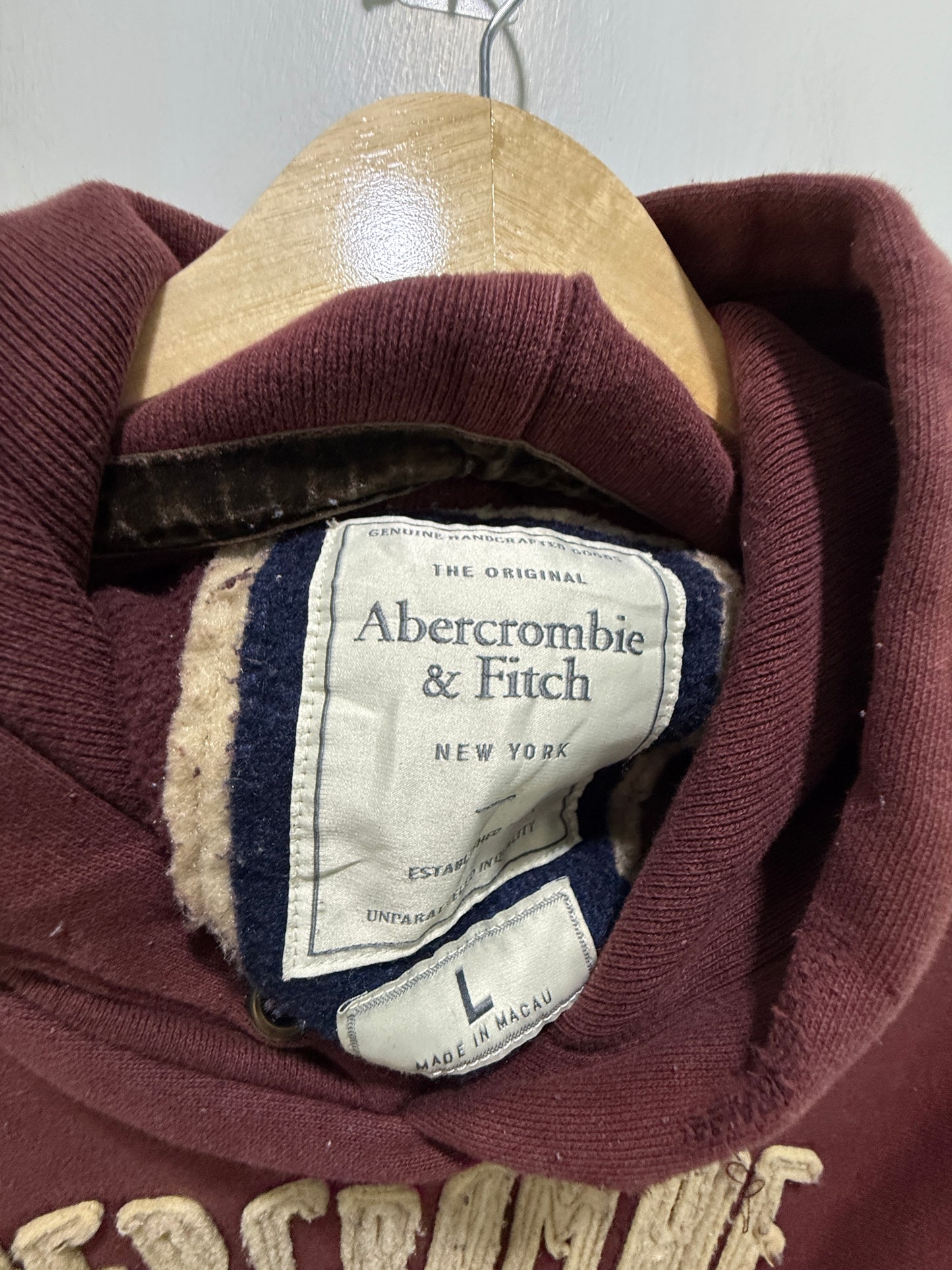 Abercrombie & Fitch Maroon Hooded Sweatshirt L