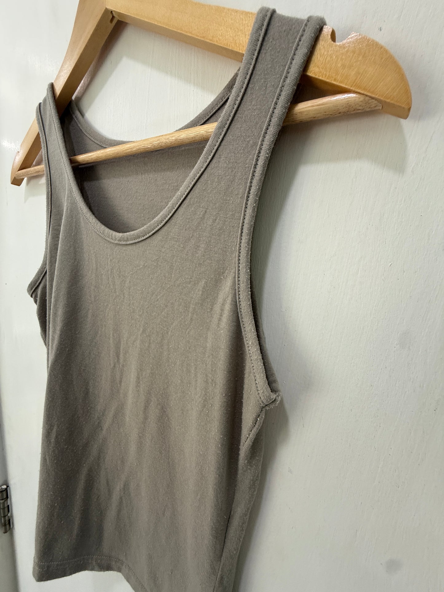 No Brand Taupe Ribbed Tank Top Size M