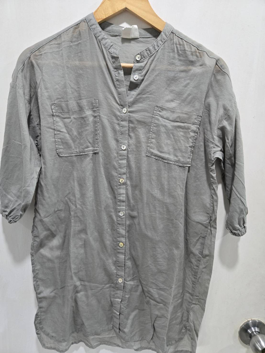 Black Closet Grey Linen Band Collar Shirt