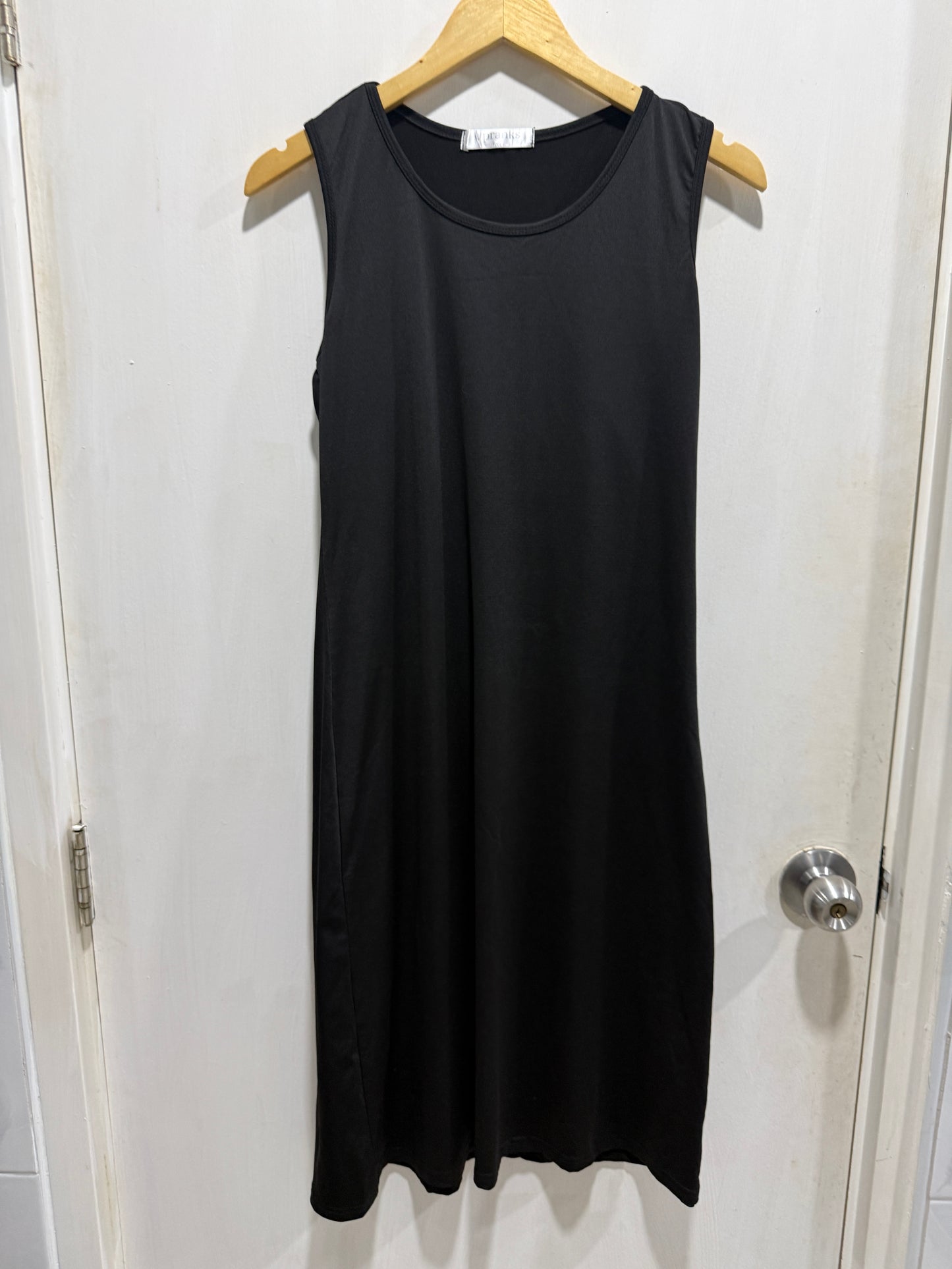 Upranks Black Sleeveless Shift Dress Free Size