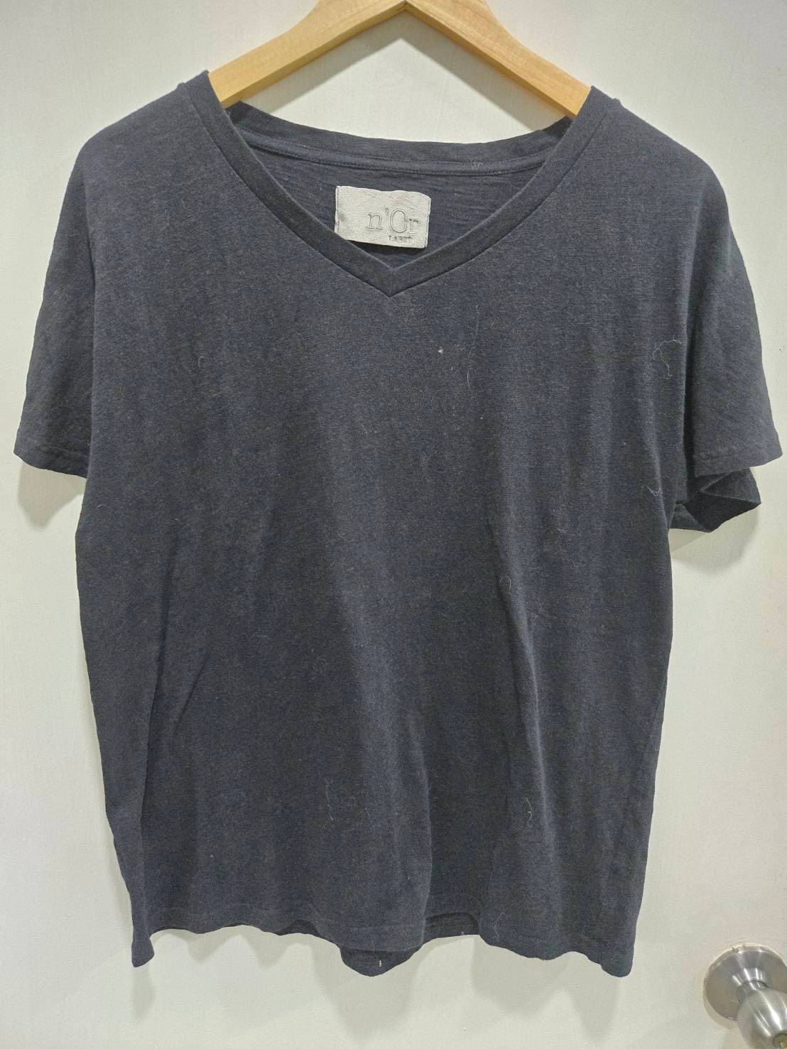 n'Or Label Charcoal Heathered V-Neck T-Shirt