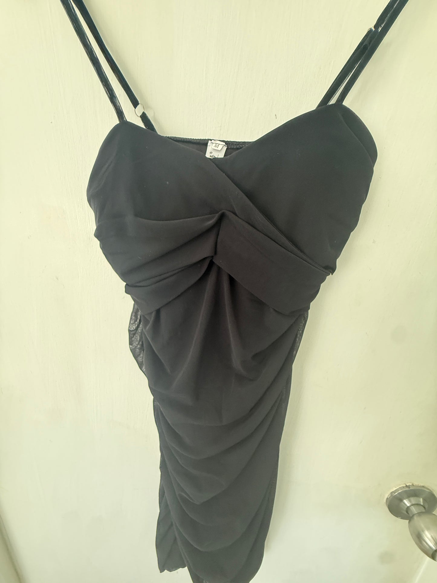 Black Ruched Sweetheart Spaghetti Strap Mini Dress — Bodycon Classic — No Label
