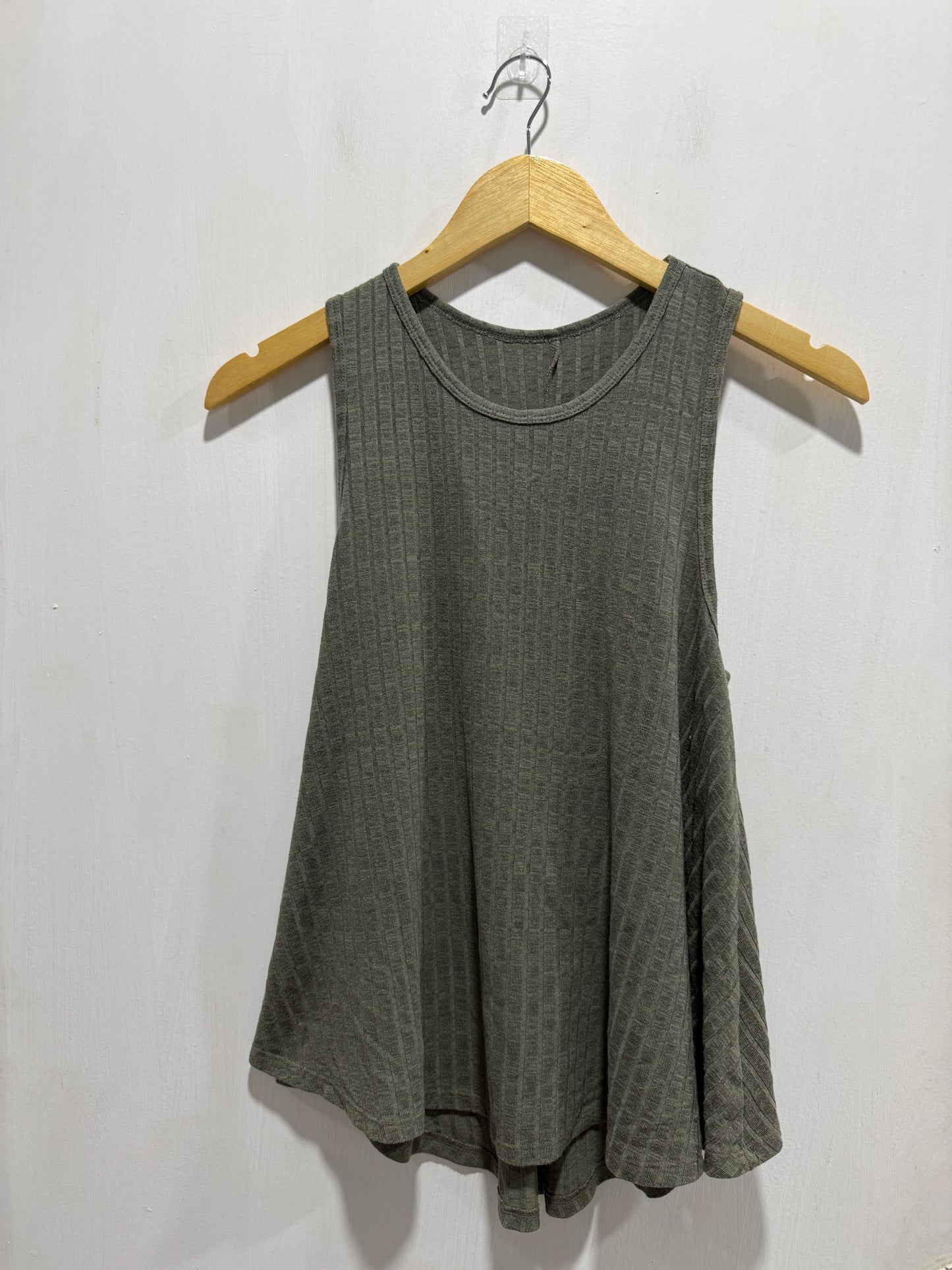 Arizona Jean Co Olive Green Ribbed Knit Tank Top S