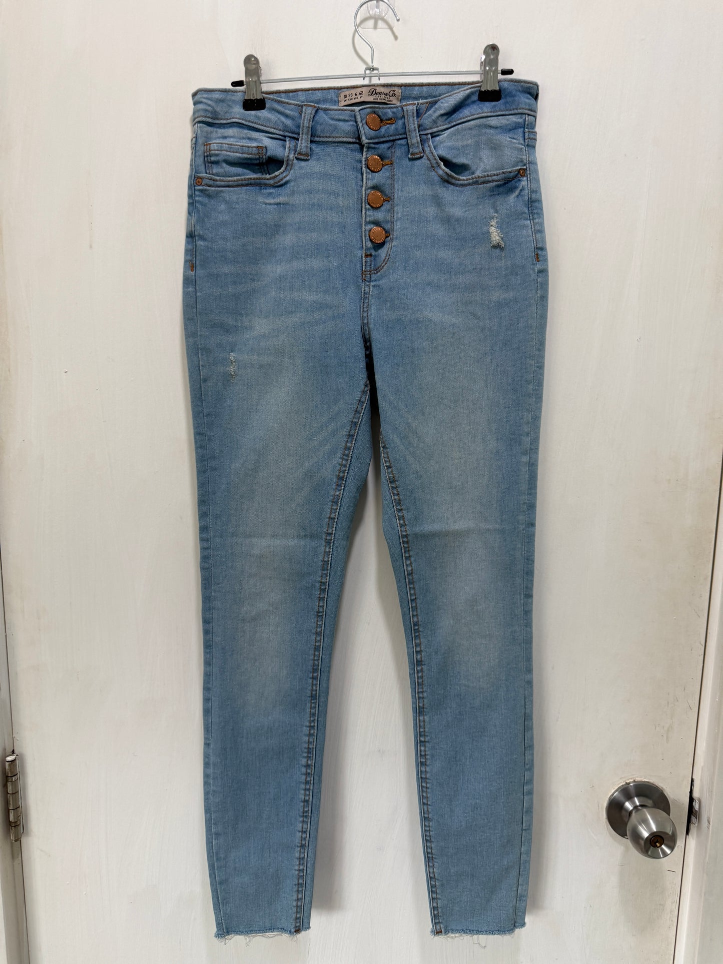 Denim Co. Light-Wash Button-Fly Skinny Jeans EUR 38