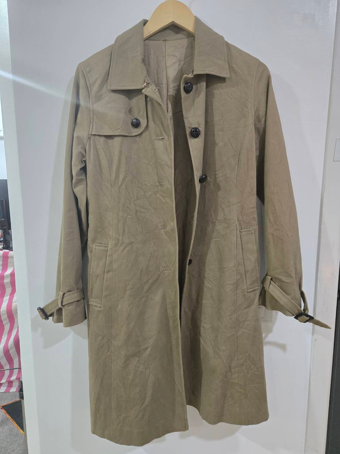 Dark Beige Single-Breasted Trench Coat — Innowave