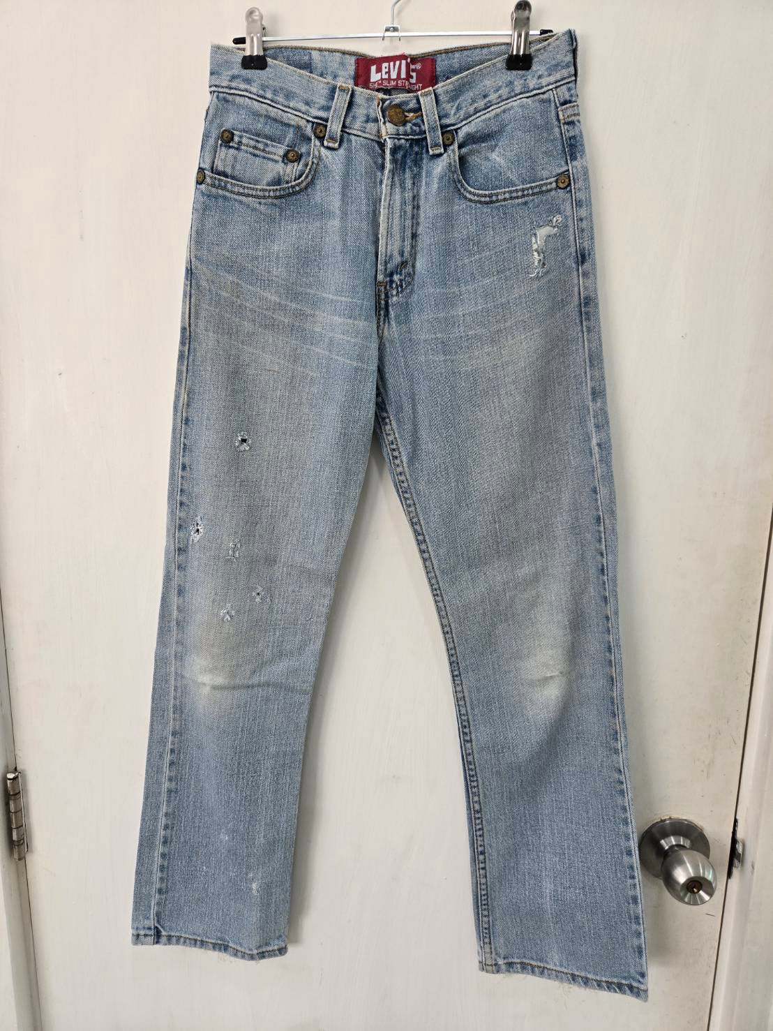 Levi's 514 Light Wash Distressed Slim Straight Jeans 25x27