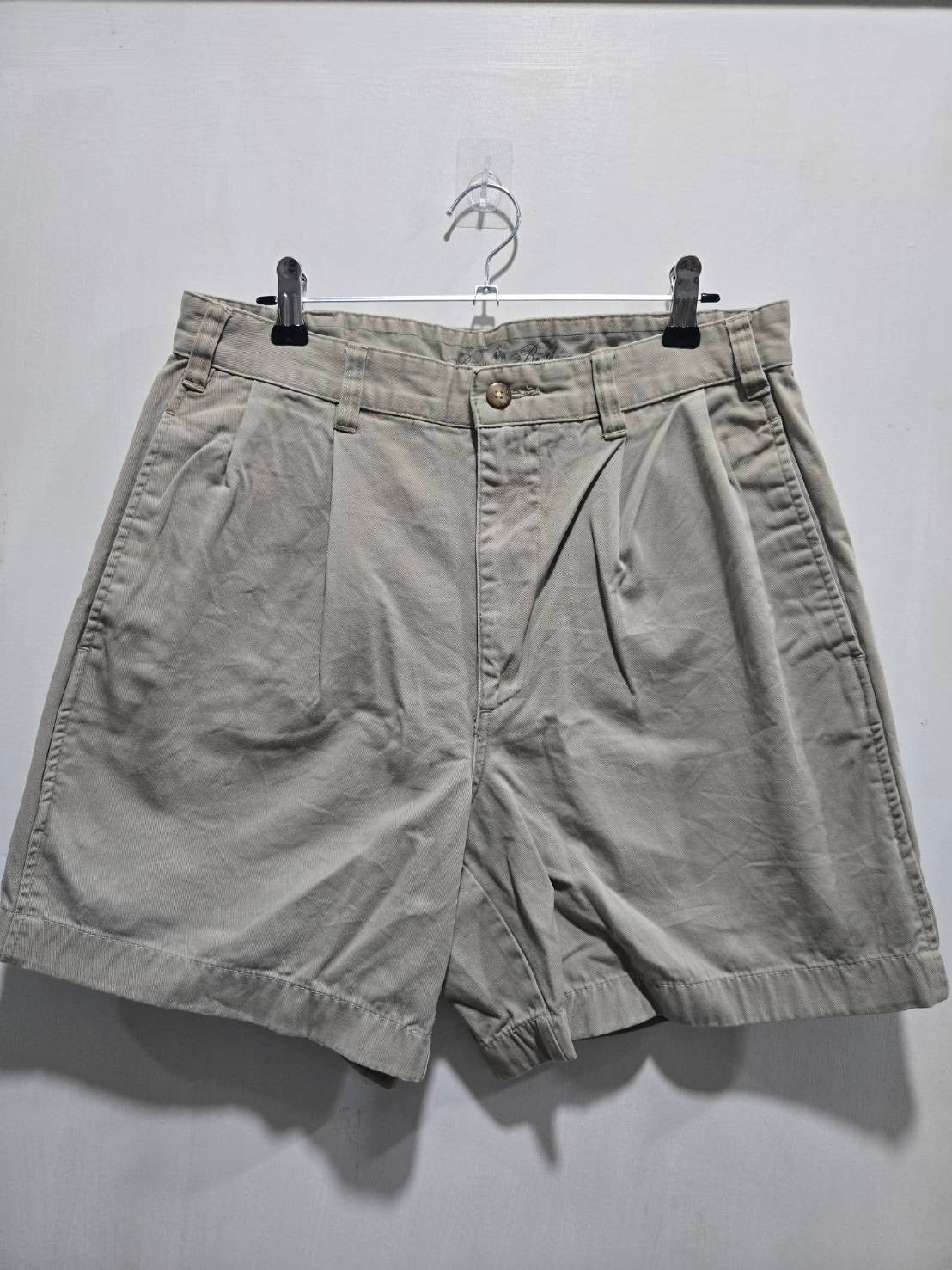 Brooks Brothers Beige Pleated Chino Shorts