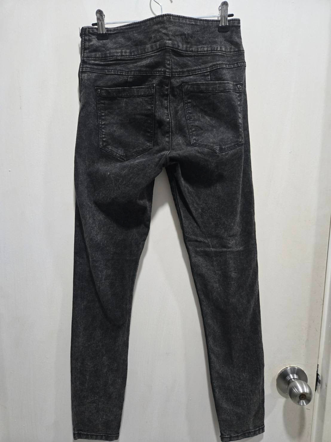 Lefties Black Mineral Wash High-Waist Leggings