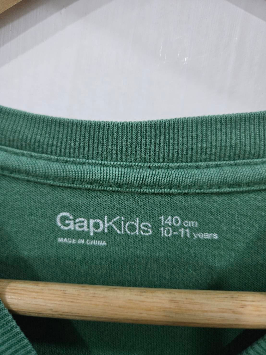 GapKids Green Long Sleeve Logo Tee — Children 10y/11y