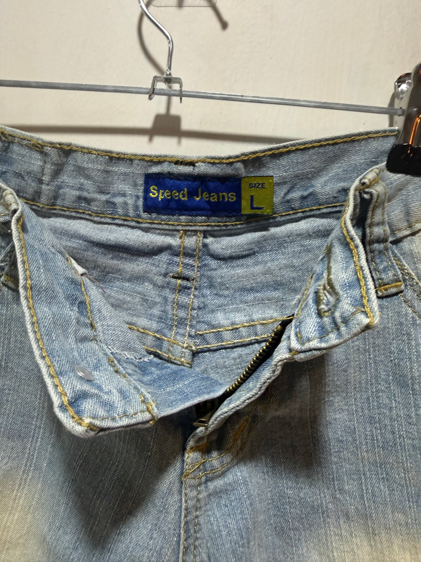 Light-Wash Distressed Denim Shorts — Relaxed Vintage Wash — Speed Jeans